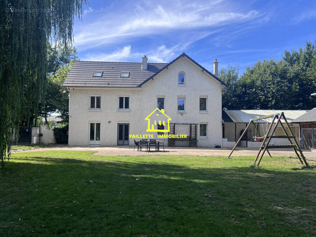 Maison à SAINT-ROMAIN-DE-COLBOSC