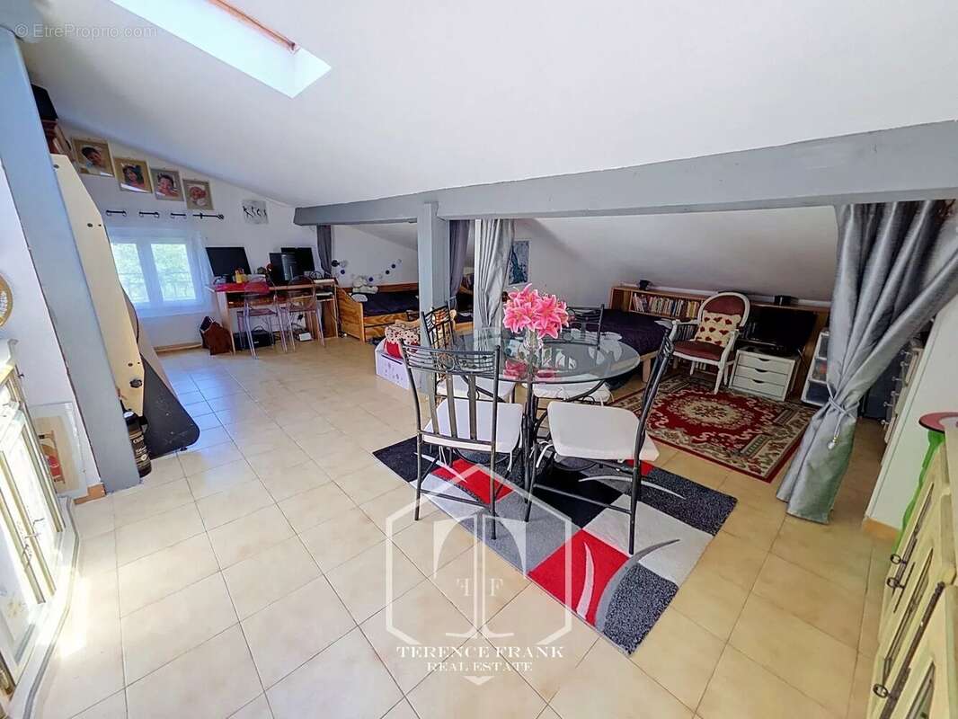Appartement à ASPREMONT