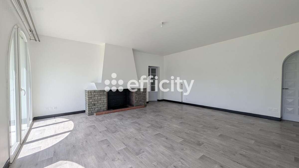 Appartement à SAINT-PIERRE-DU-MONT