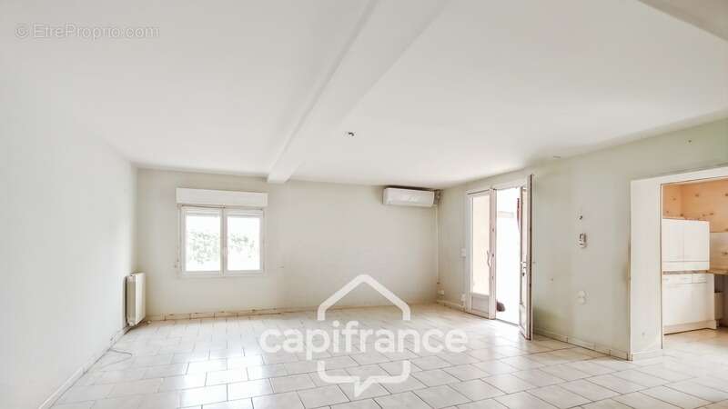 Maison à LA CROIX-BLANCHE