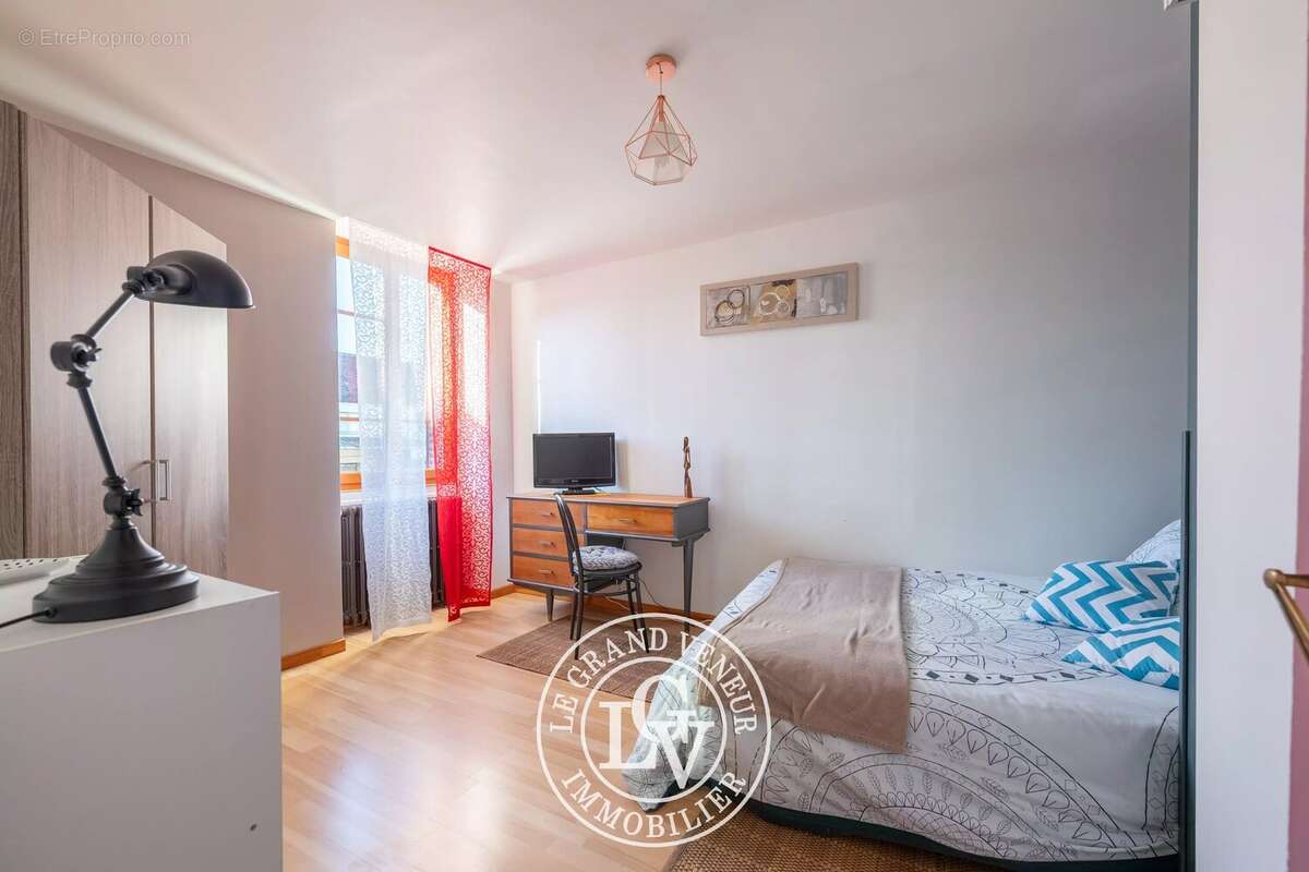 Maison à MILLY-LA-FORET