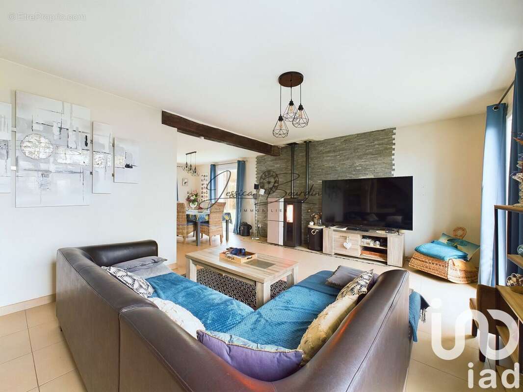 Photo 7 - Maison à VILLEMARECHAL