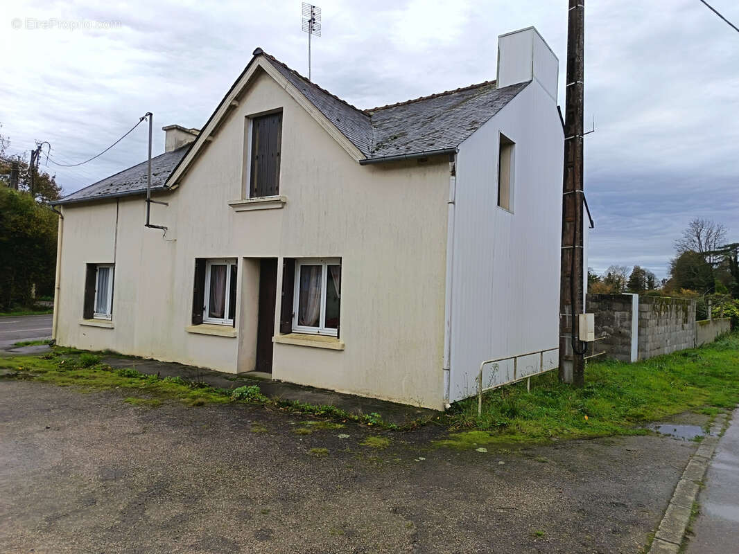 Maison à ROUDOUALLEC