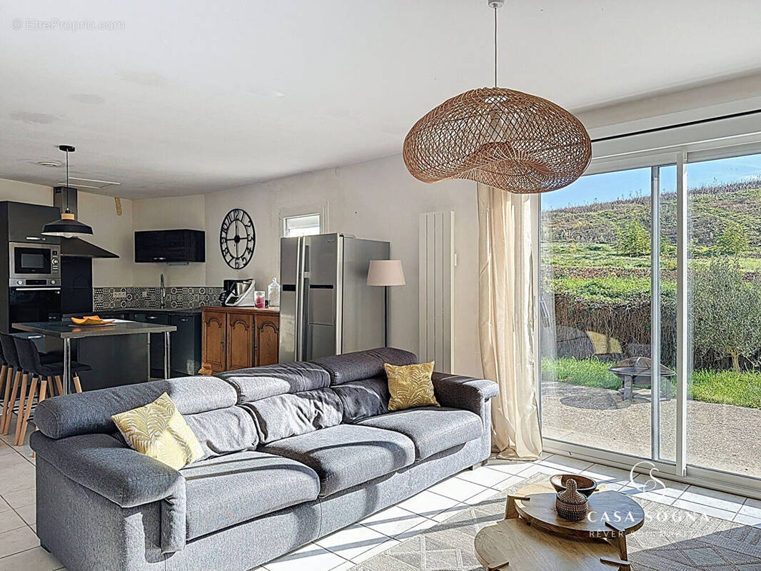 Maison à LE PERREON