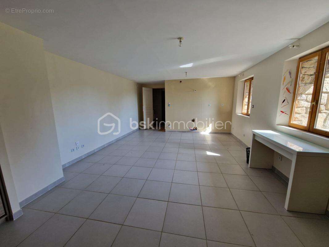 Maison à LE CHEYLARD