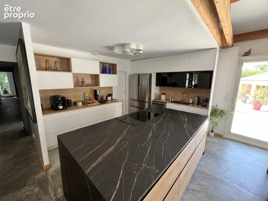 Villa contemporaine 8 pièces de 310 m2 avec piscine - photo 2
