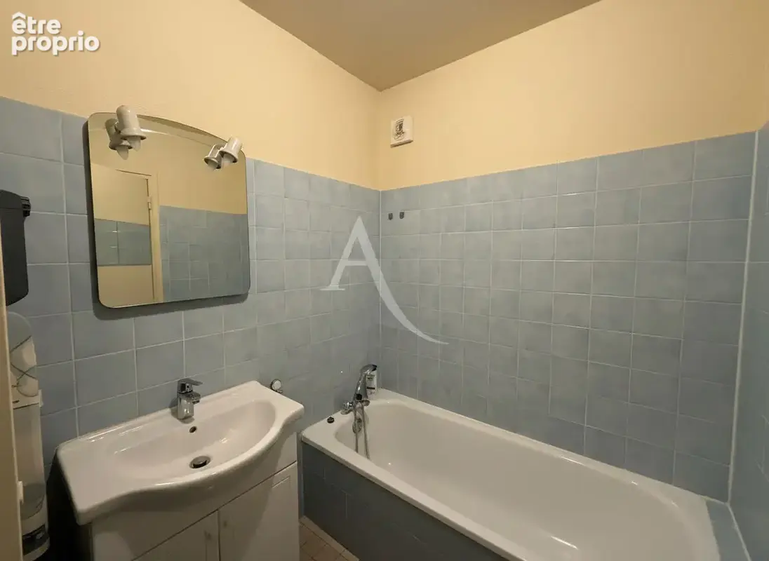 À vendre - F2 Chelles 8 minutes à pied de la gare - photo 5