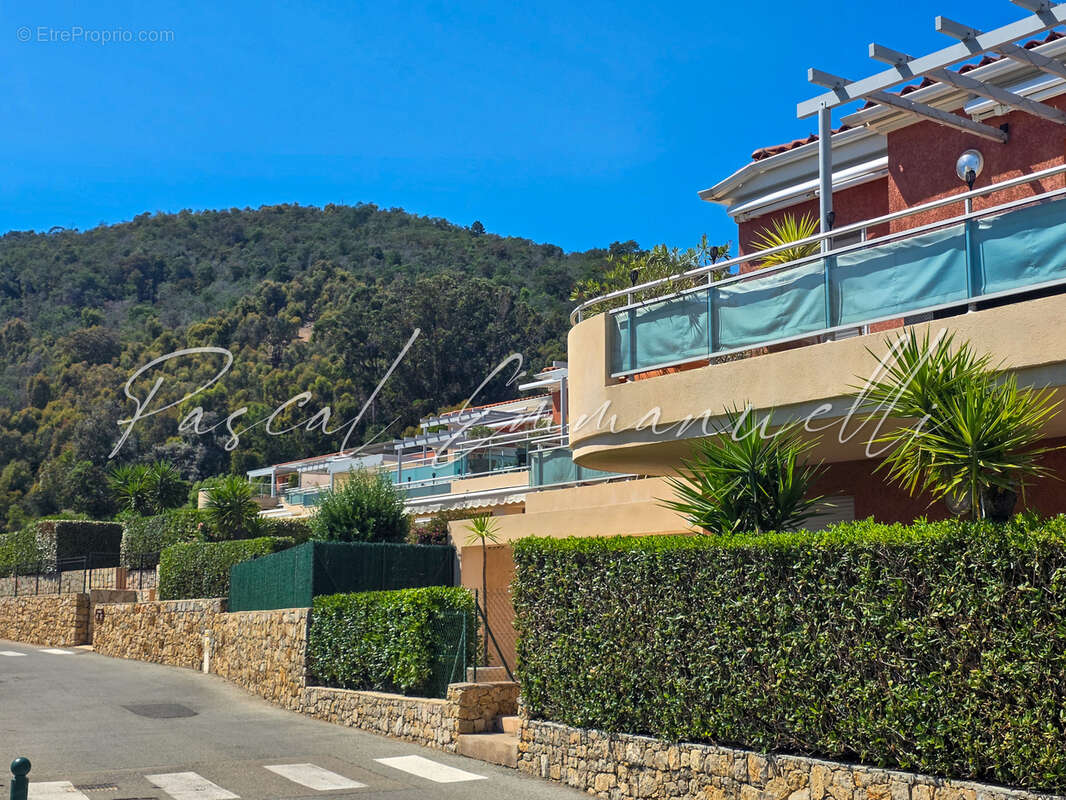 Appartement à MANDELIEU-LA-NAPOULE