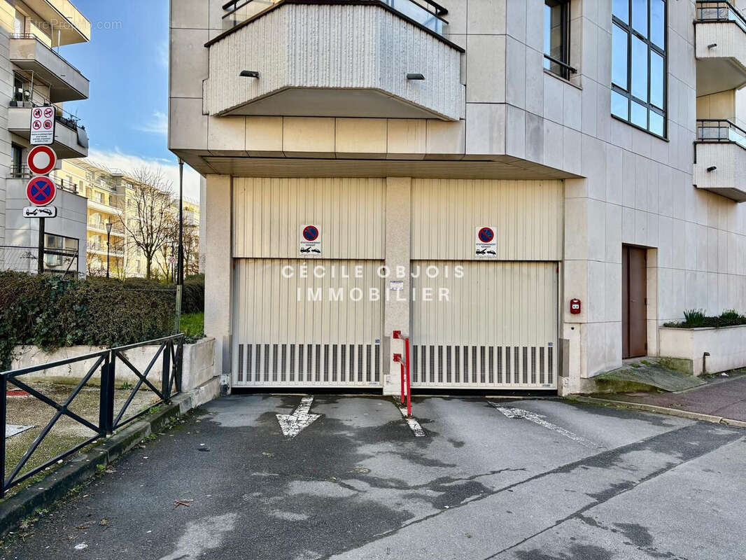 Parking à JOINVILLE-LE-PONT