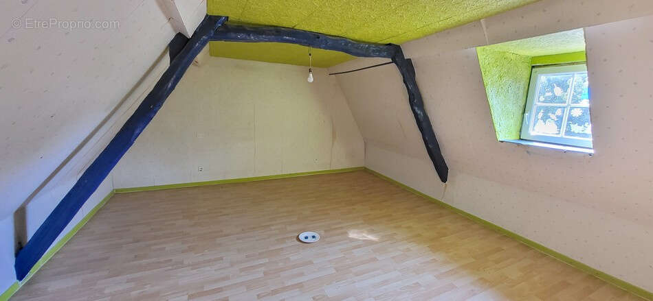 Maison en pierre à rénover sur 4,8 hectares - photo 10
