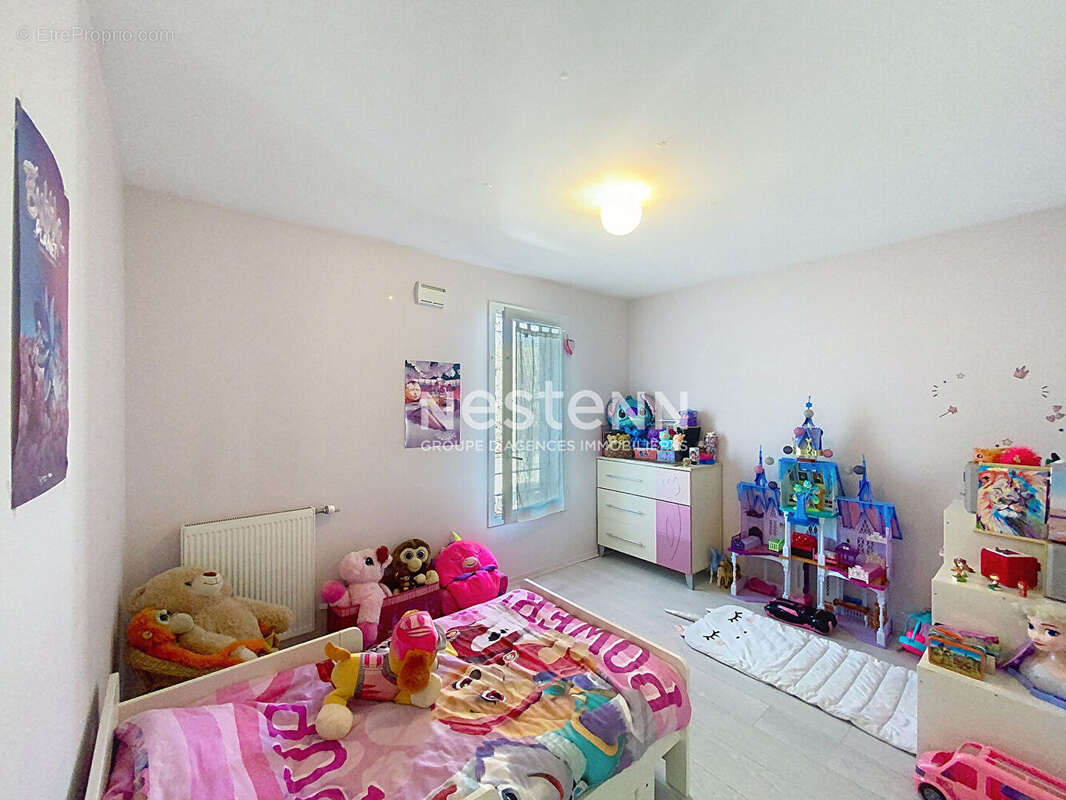 Appartement à STAINS