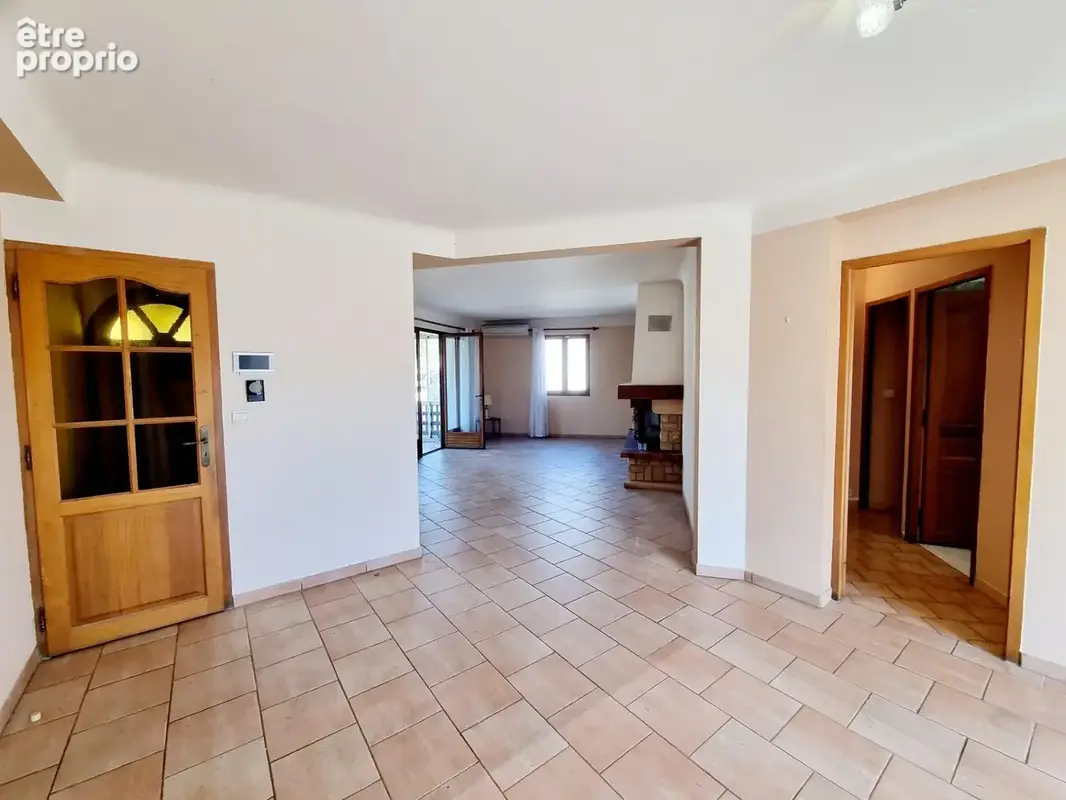 Maison de 127 m2 avec Piscine et sous-sol complet - photo 42