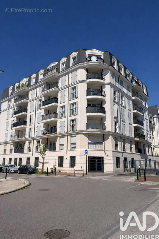 Photo 8 - Appartement à LE BLANC-MESNIL