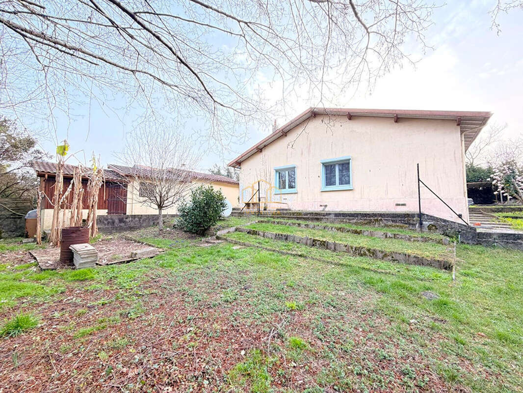 Maison à PARENTIS-EN-BORN