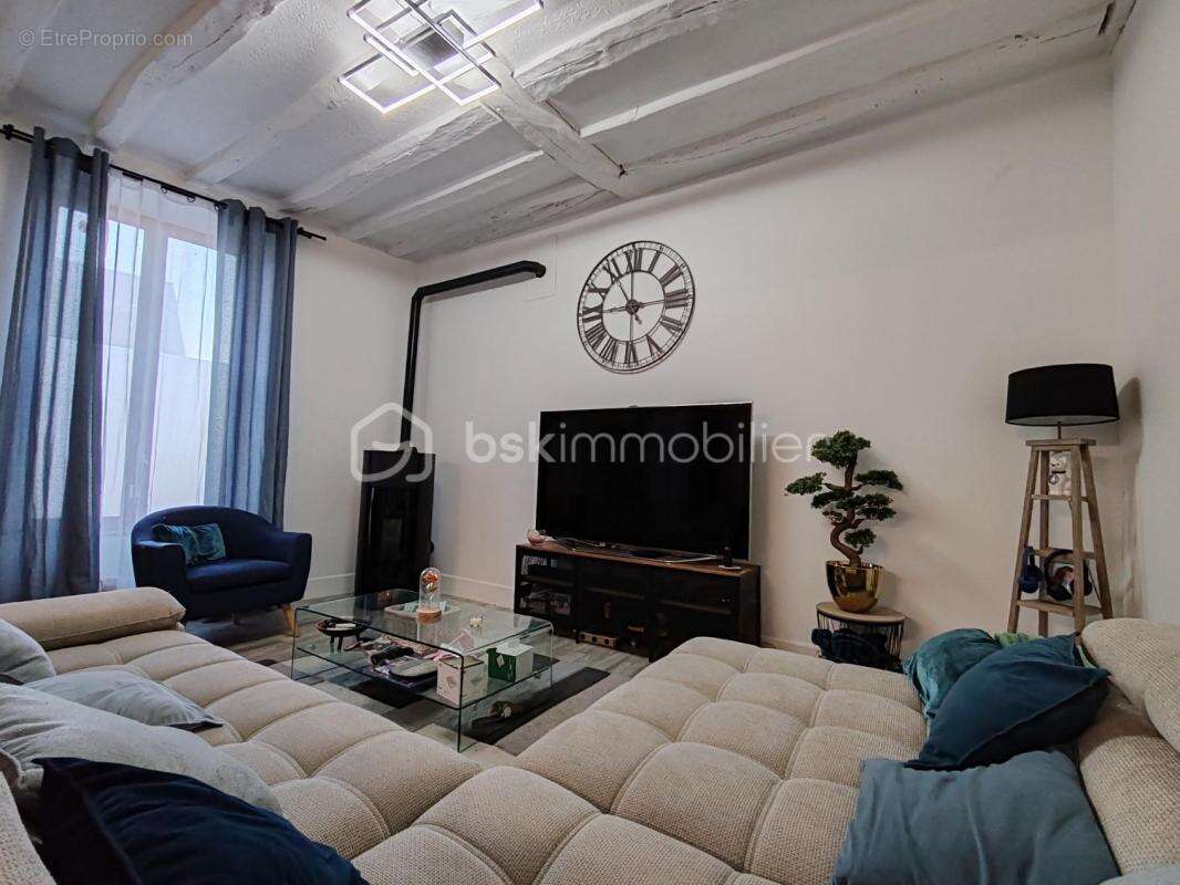Maison mitoyenne rénovée de 155m² - photo 6