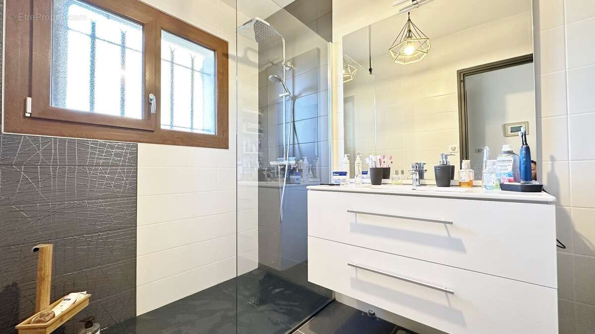 A vendre maison de type T5 sur dax - photo 13