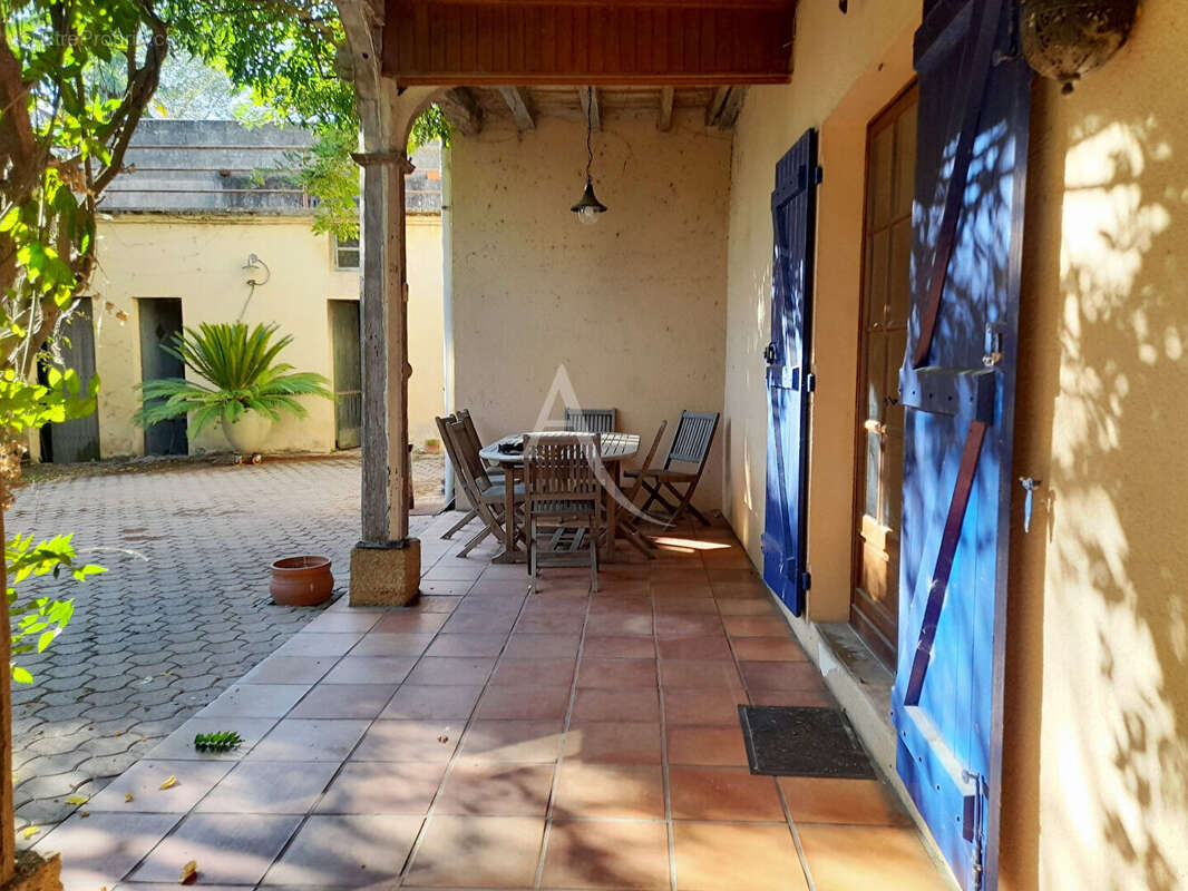 Maison à VILLENEUVE-DE-MARSAN