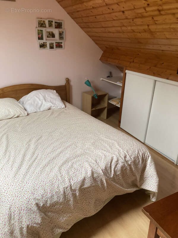 Sarrancolin immeuble 77m2 habitable avec 3 logements. - photo 6