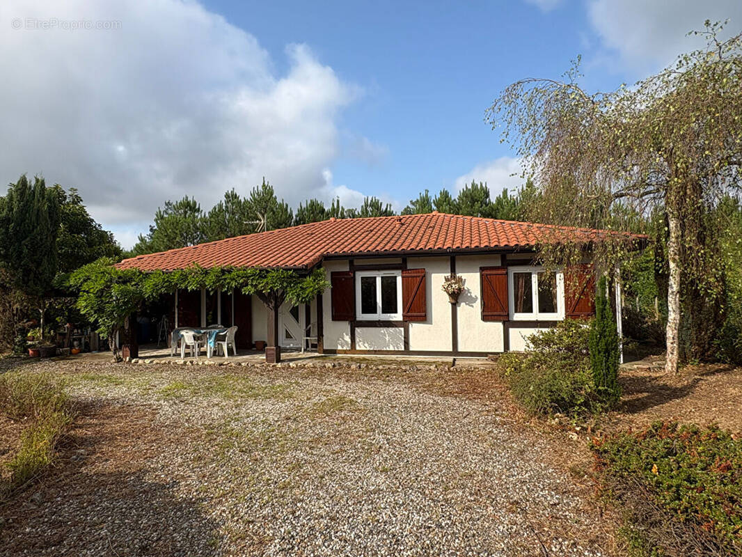 Maison à PONTONX-SUR-L'ADOUR