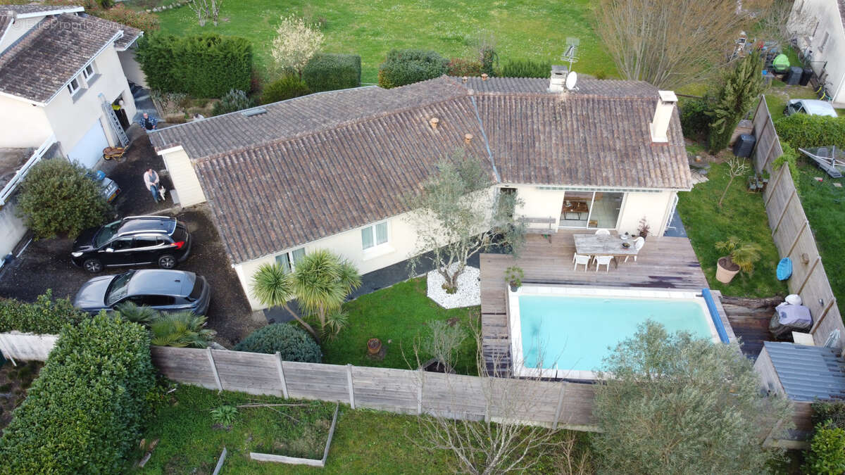 Maison à SAINT-LOUBES