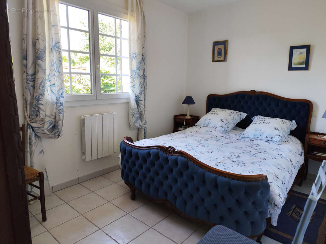 Maison à MONTPON-MENESTEROL