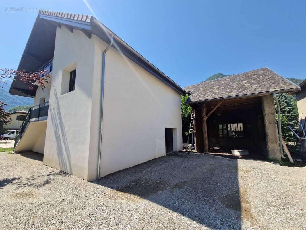 Maison à AIGUEBELLE