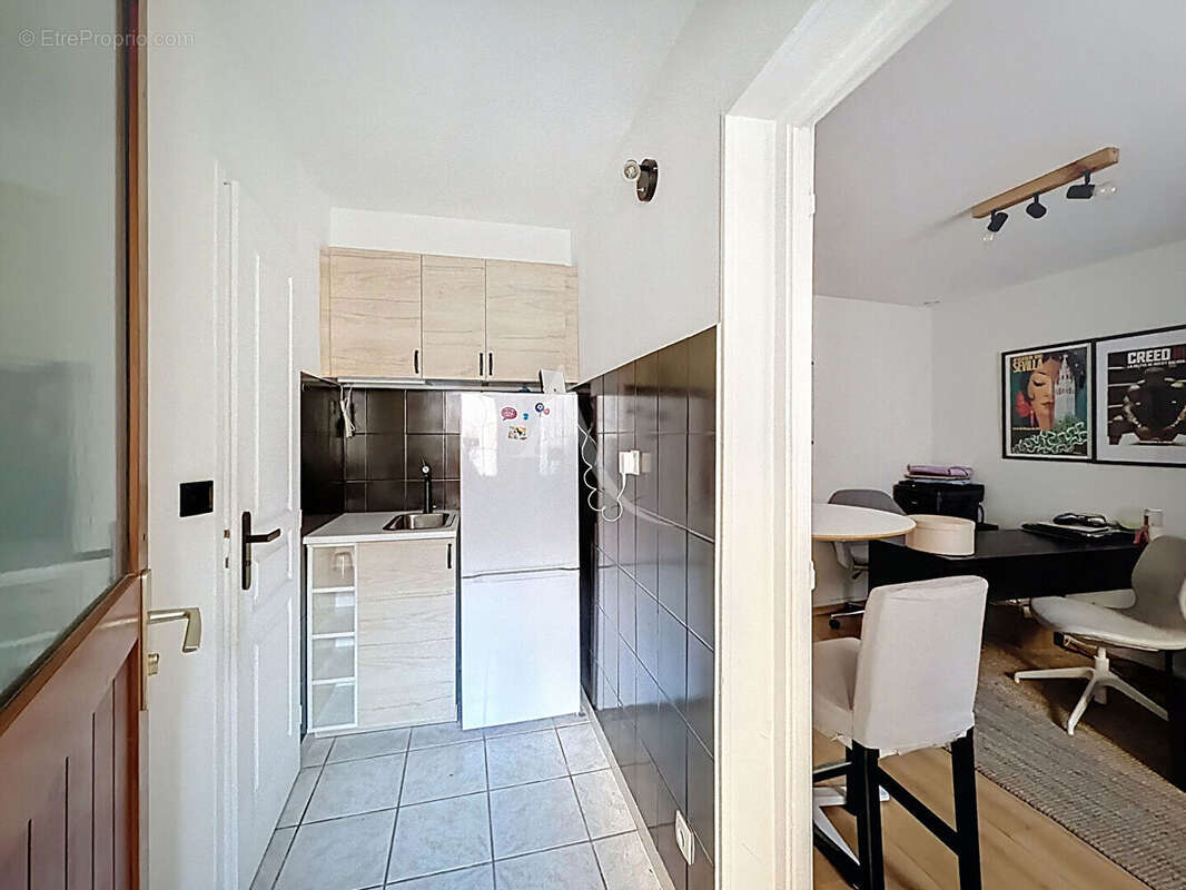 Commerce à NANTEUIL-LES-MEAUX