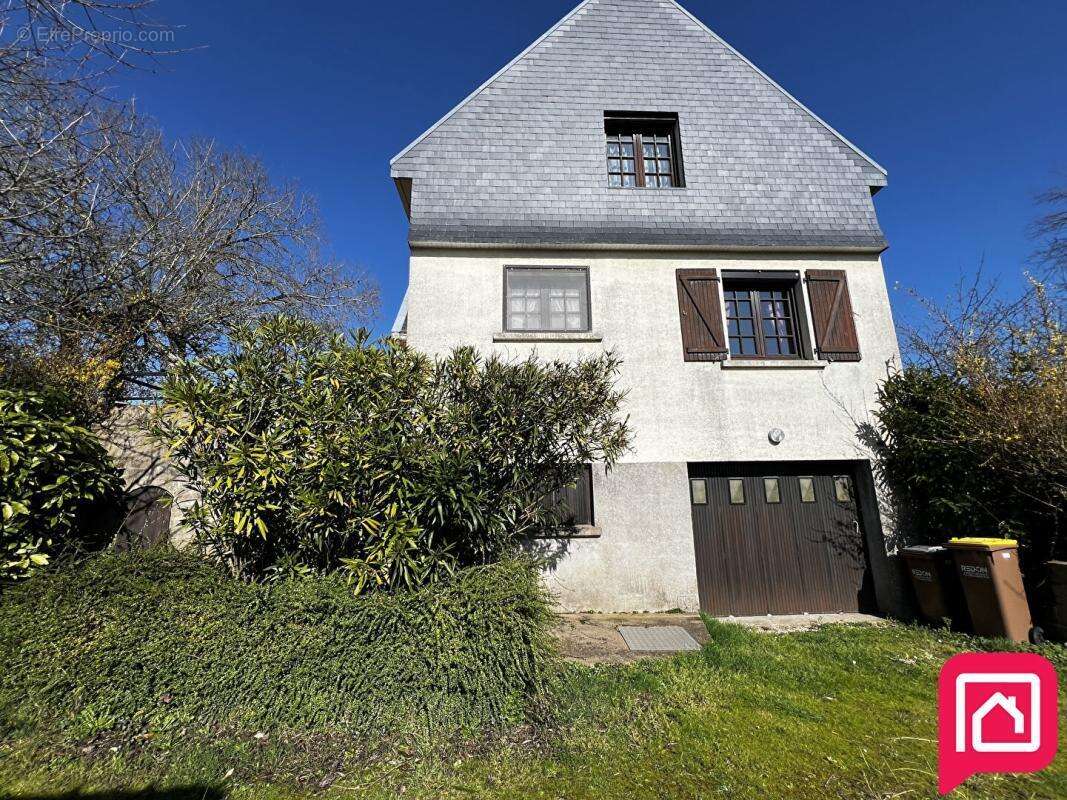 Maison à PLESSE