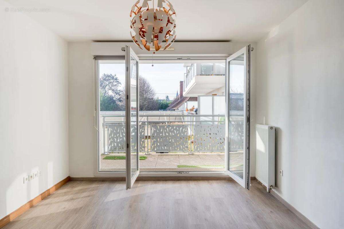 Appartement à PERSAN