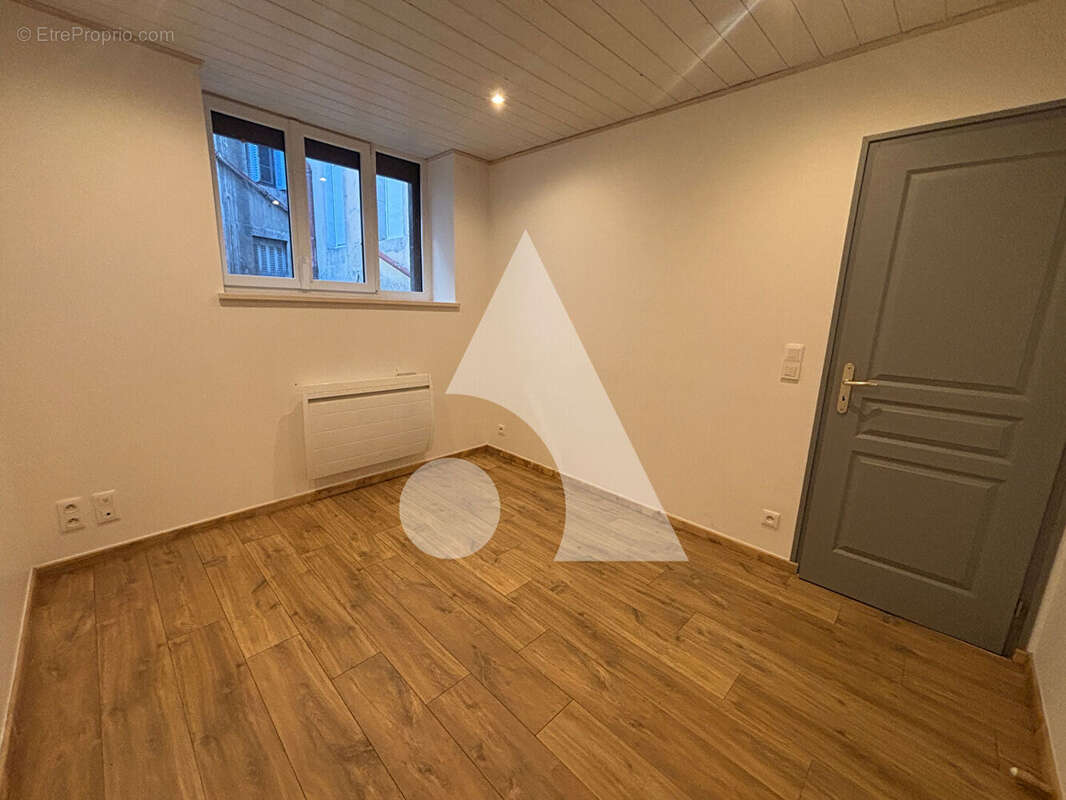 Appartement à BELLEGARDE-SUR-VALSERINE