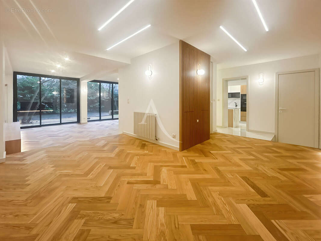 Maison à IVRY-SUR-SEINE