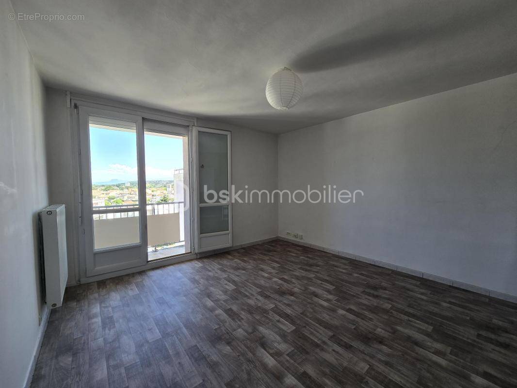 Appartement à MONTELIMAR