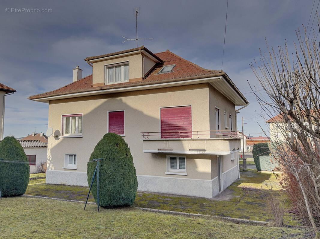 Maison à DAMPRICHARD