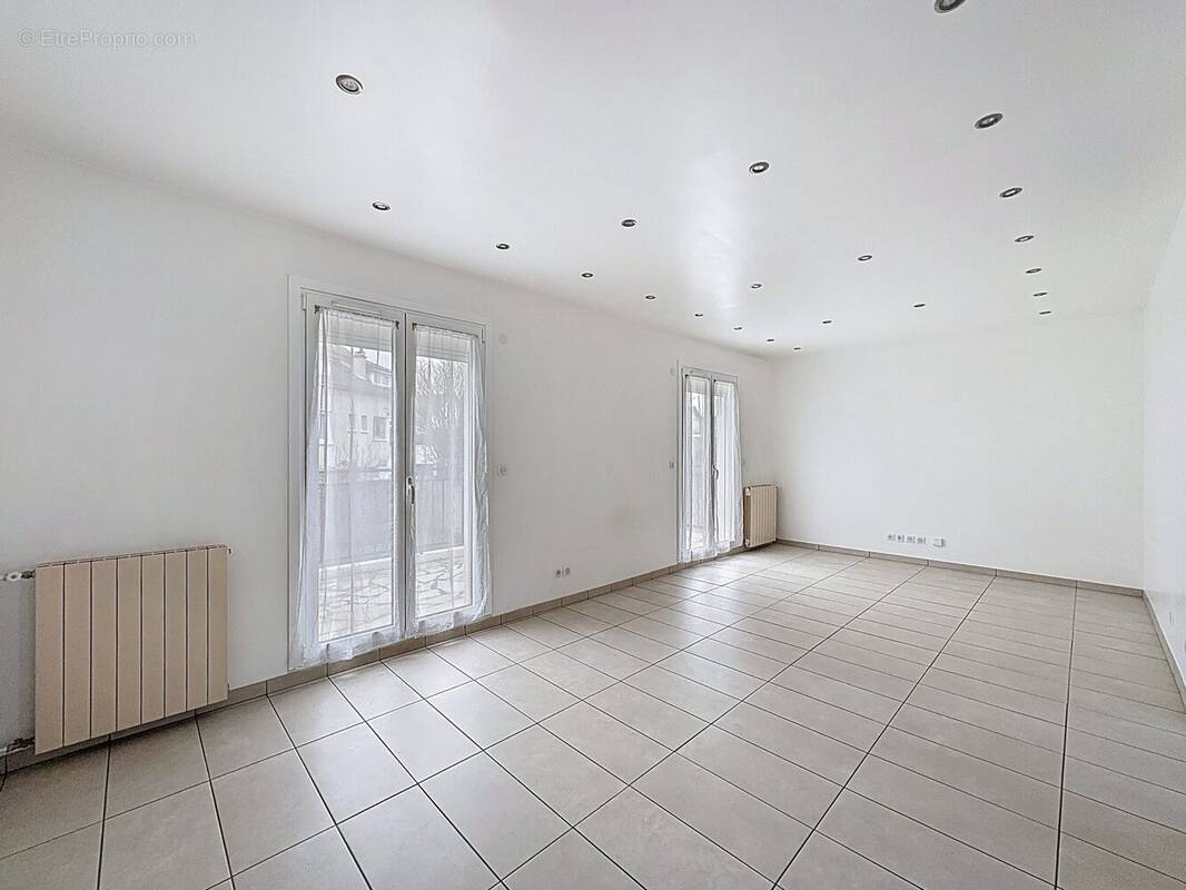 Maison à MAISONS-ALFORT