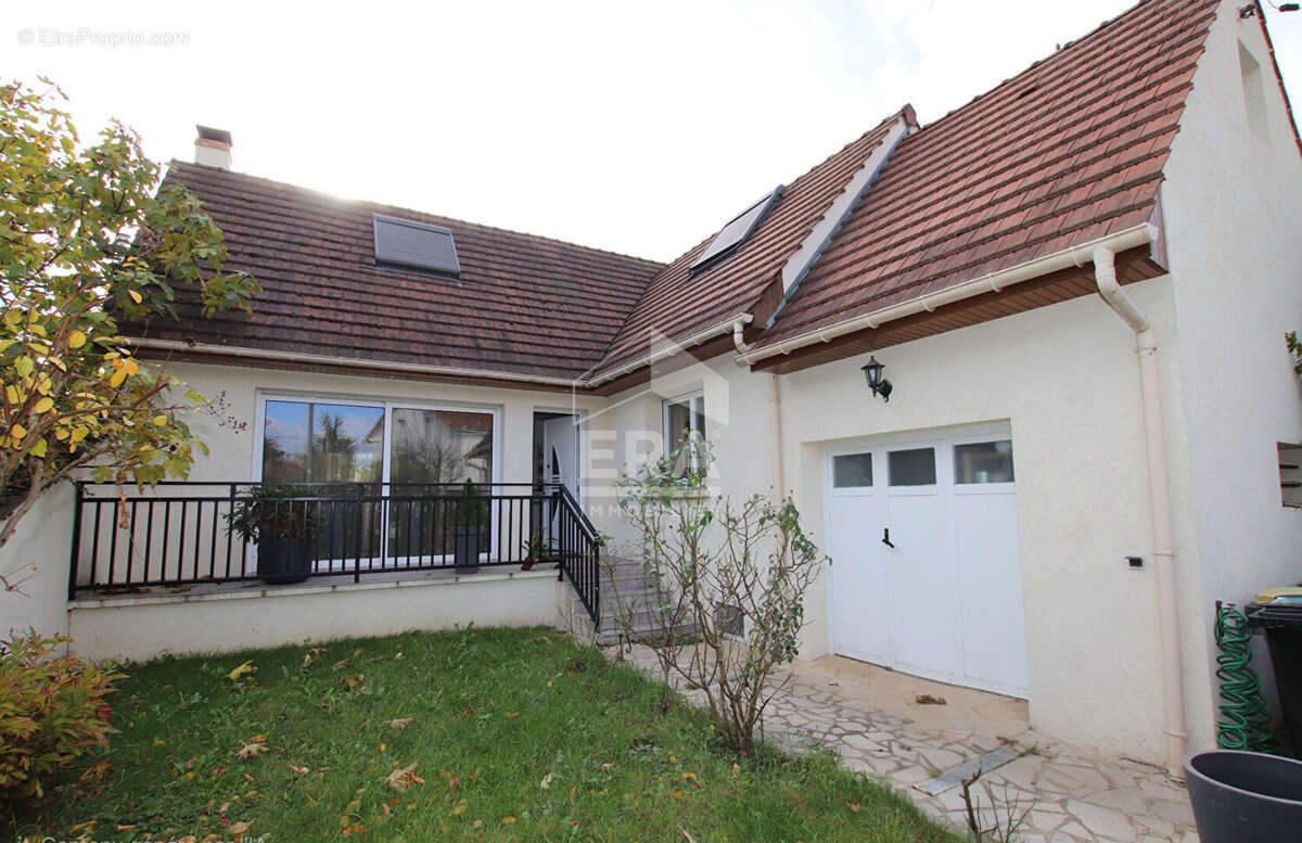 Maison à VILLIERS-SUR-MARNE