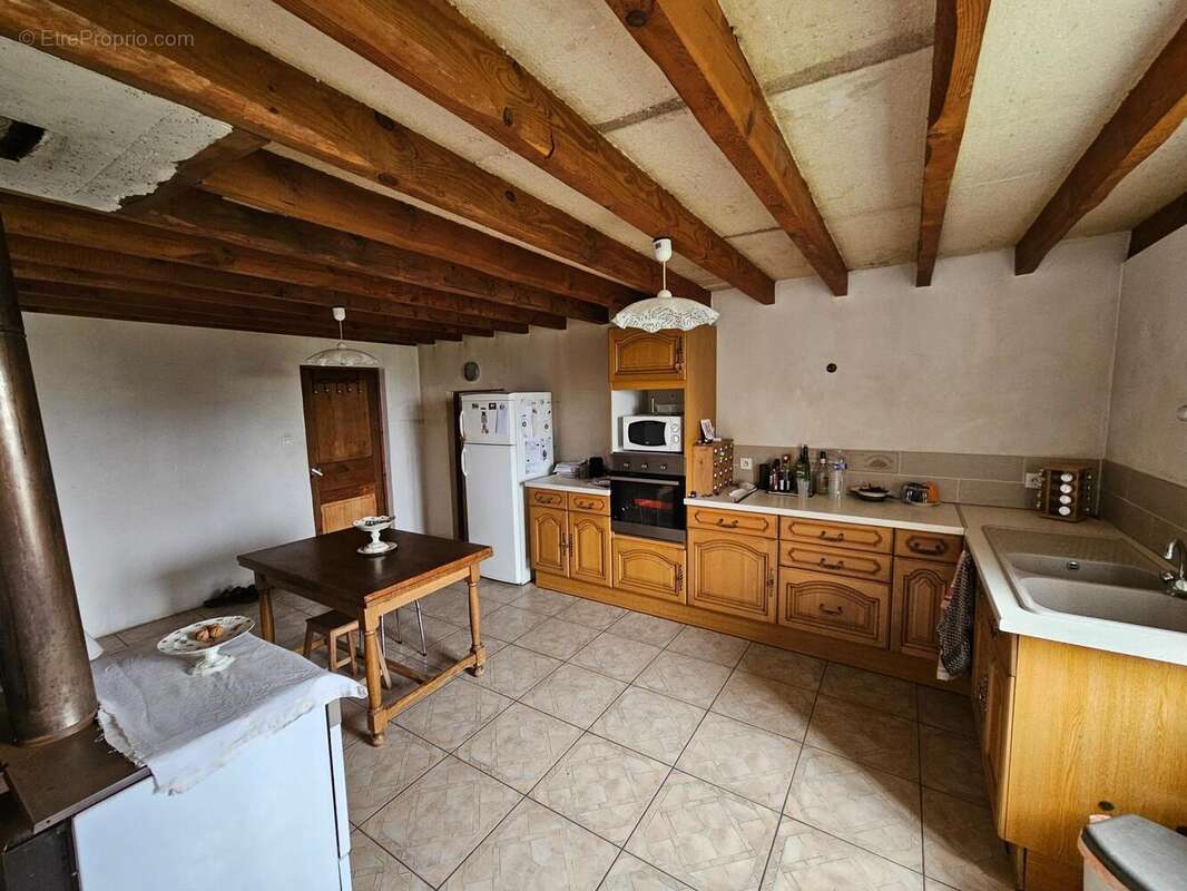 Photo 3 - Maison à CREUZIER-LE-NEUF