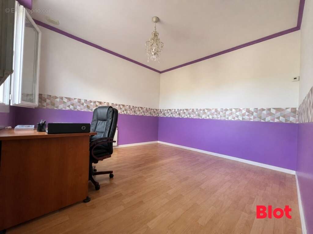 Maison 101 m² à Brehan  - photo 5