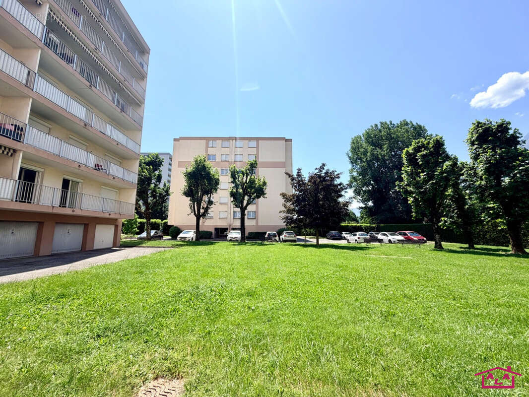 Appartement à SEYSSINET-PARISET