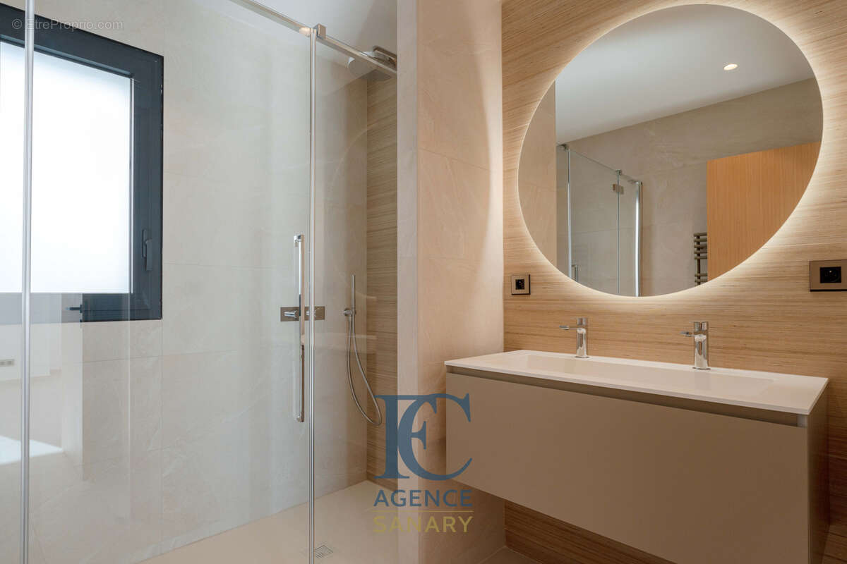 Maison à SANARY-SUR-MER