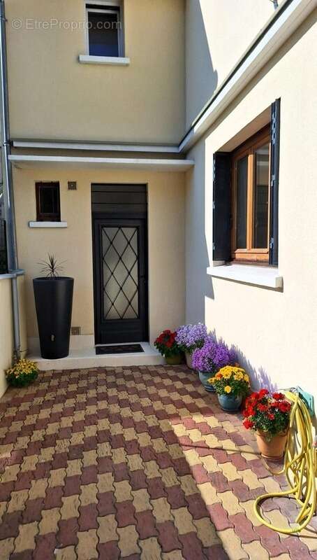 Maison à VILLEJUIF
