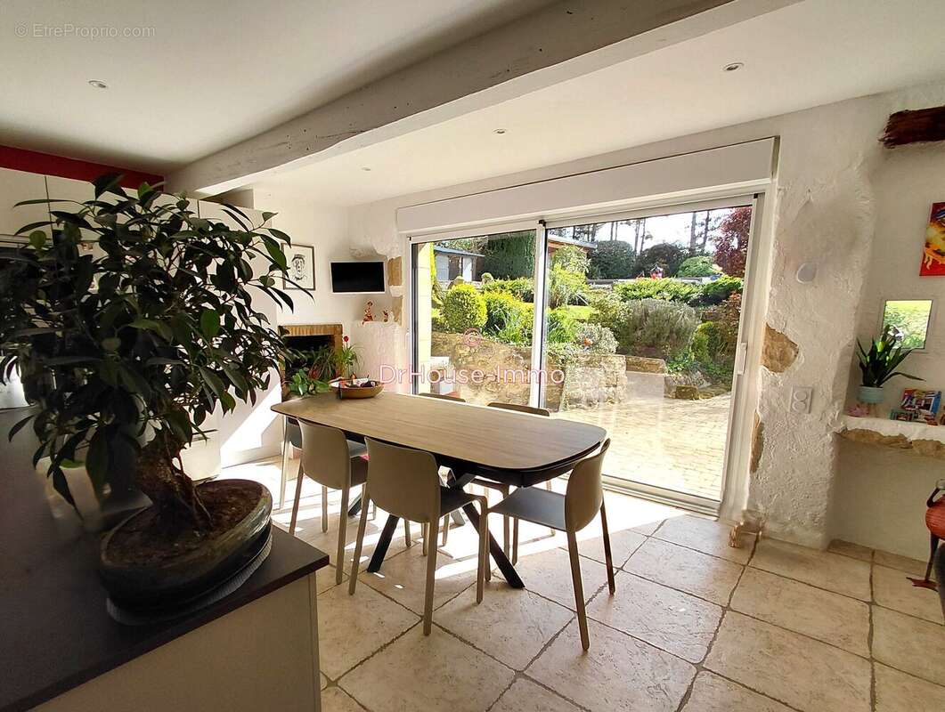 Maison à MONTVENDRE