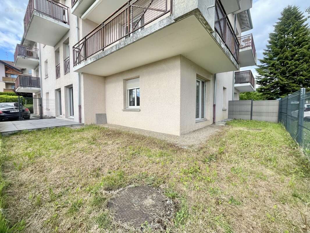 Appartement à GROISY