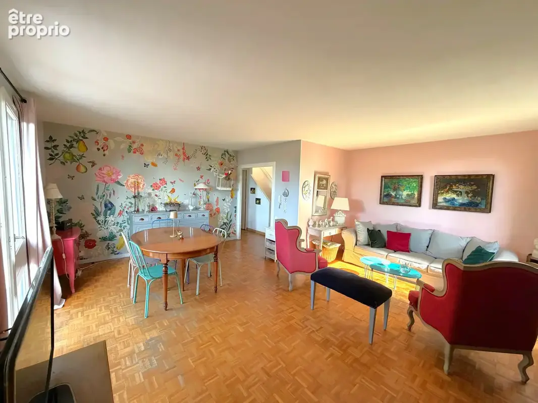 Cassis - T4 en duplex avec jardin privatif et garage dans résidence fermée - photo 5