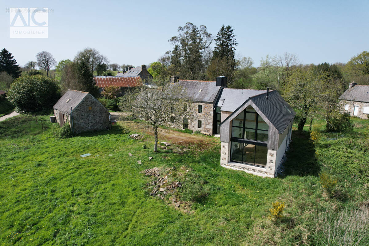 Maison à GURUNHUEL