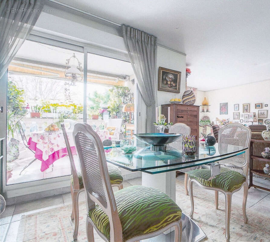 Appartement à MARSEILLE-8E