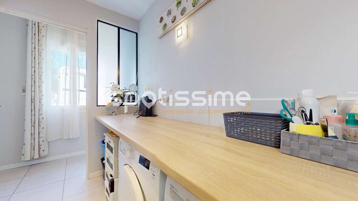 Maison de plain-pied 94 m² avec garage et jardin arboré  Quartier Mairie à Agde - photo 25