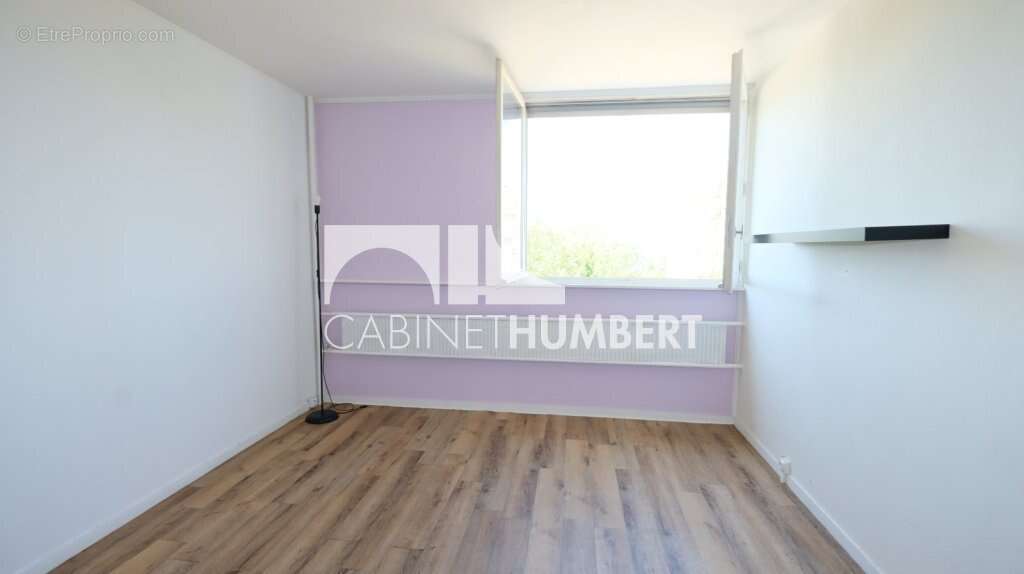 Appartement 73 m² à Saint-Etienne  - photo 8