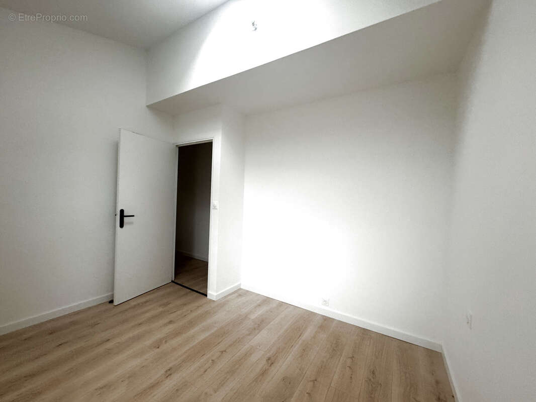 Maison à SAINT-GENIES-DES-MOURGUES