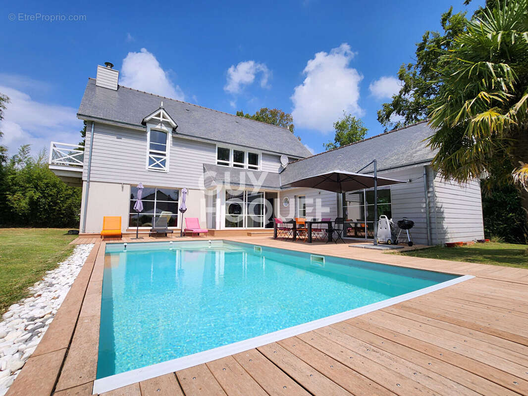 Maison à PLOUER-SUR-RANCE