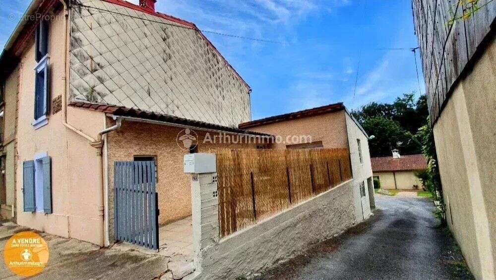 Appartement à SAINT-AMANS-SOULT